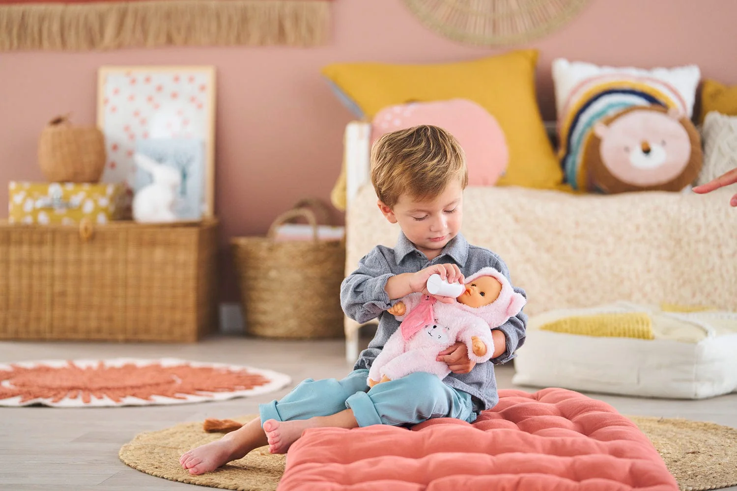 Bébé Calin - Loving Teddy Bear - Image 5