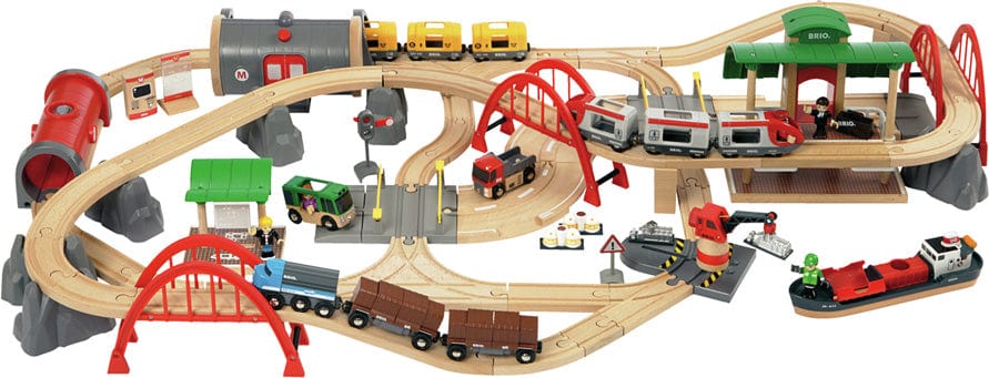 Ravensburger BRIO Deluxe Railway Set - Image 6