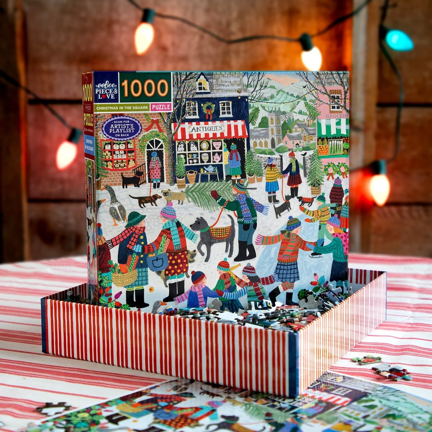 Christmas in the Square - 1000pc Jigsaw Puzzle - Image 4