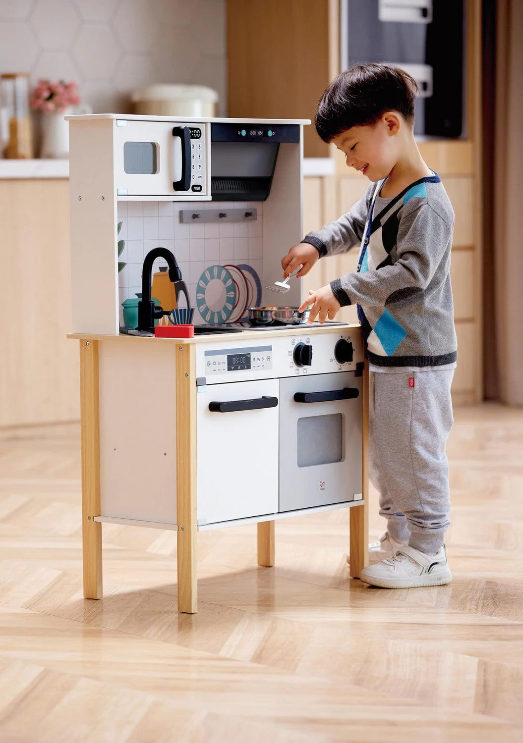 Modern Smart Kitchen - Image 3