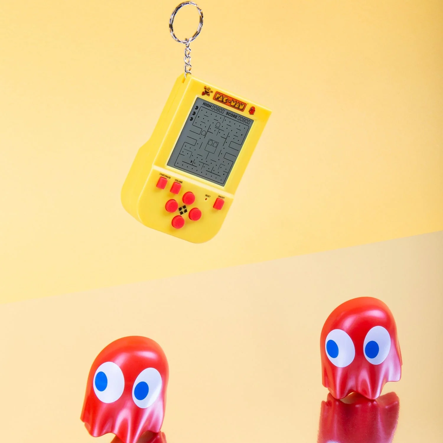Pac-Man Keyring Arcade Game - Image 4