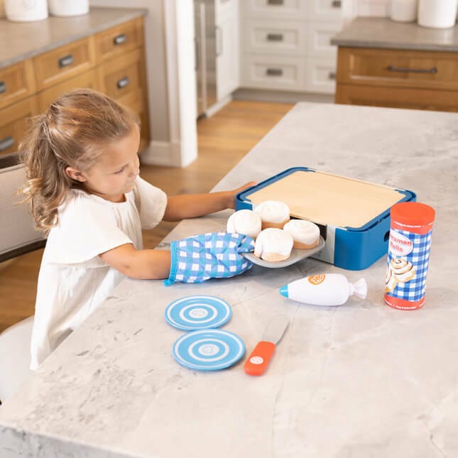 Pretendables Cinnamon Roll Set - Image 5