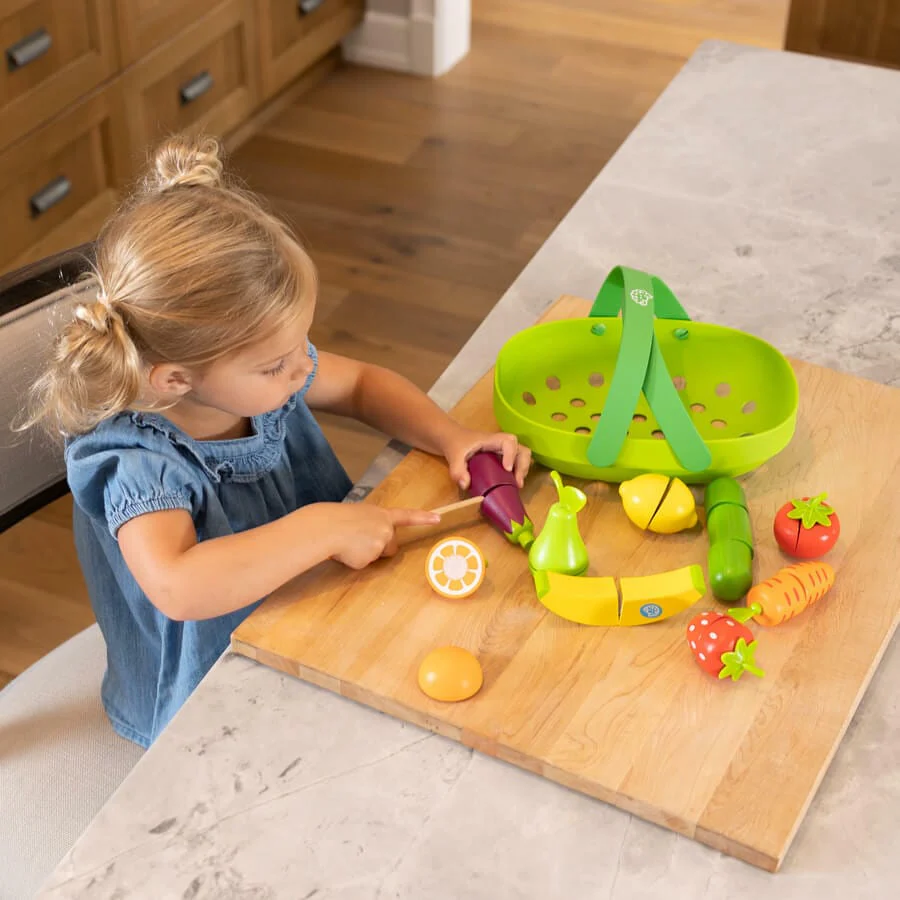 Pretendables Fruit & Veggie Basket Set - Image 4