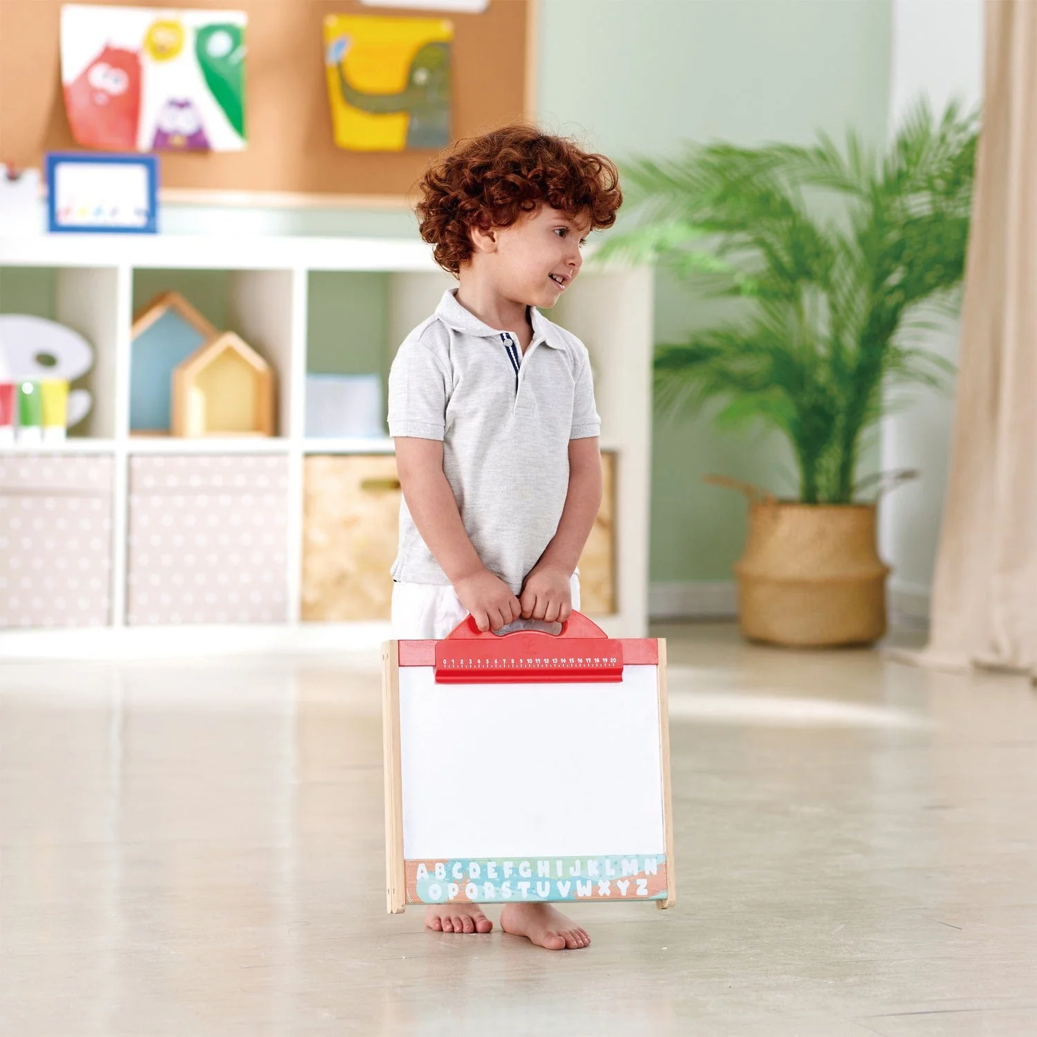 Store & Go Easel - Image 2
