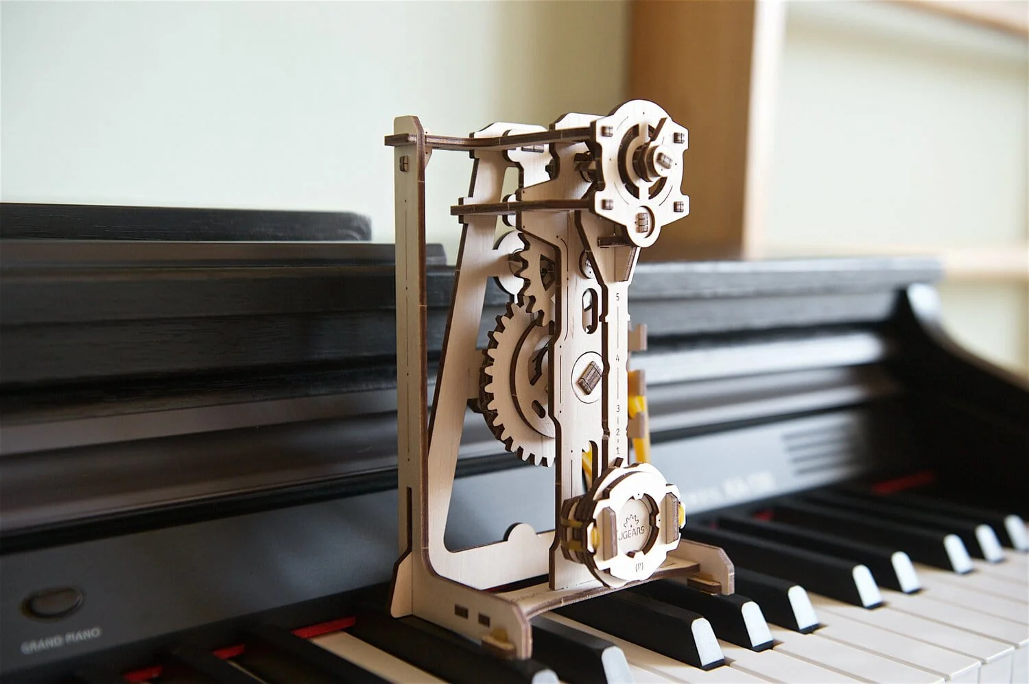 Ugears Stem Lab Pendulum - Image 6